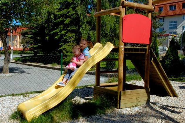 Penzion Bystrica Považská Bystrica Exteriör bild